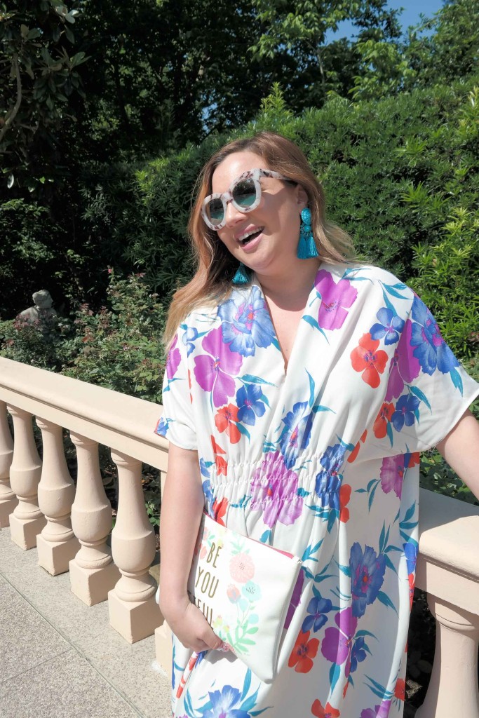 Colorful-Caftans-in-the-Summer