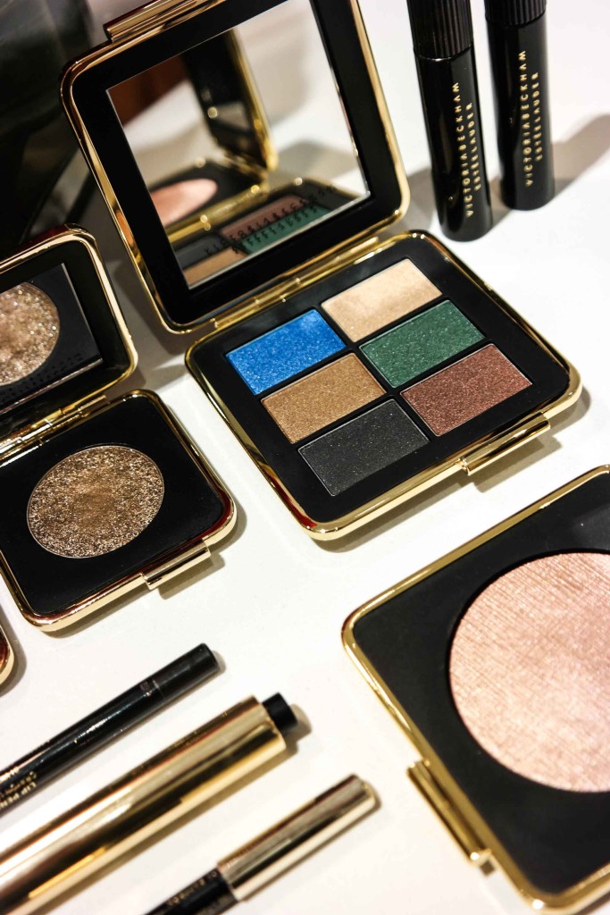 #VBxEsteeLauder make-up collection is so luxe with it's fancy black and gold packaging