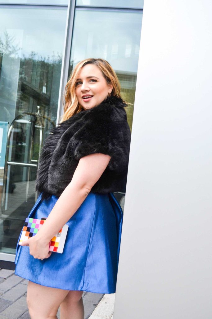 4-the-best-new-years-dresses-for-curvy-girls4-2
